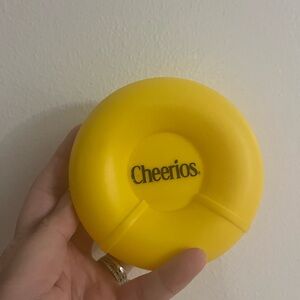 Vintage 1990s Cheerios Snack Plastic container Flip Lid